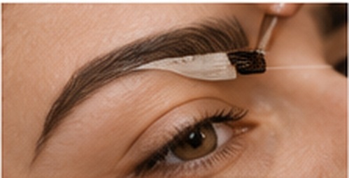 Eyebrow Tinting