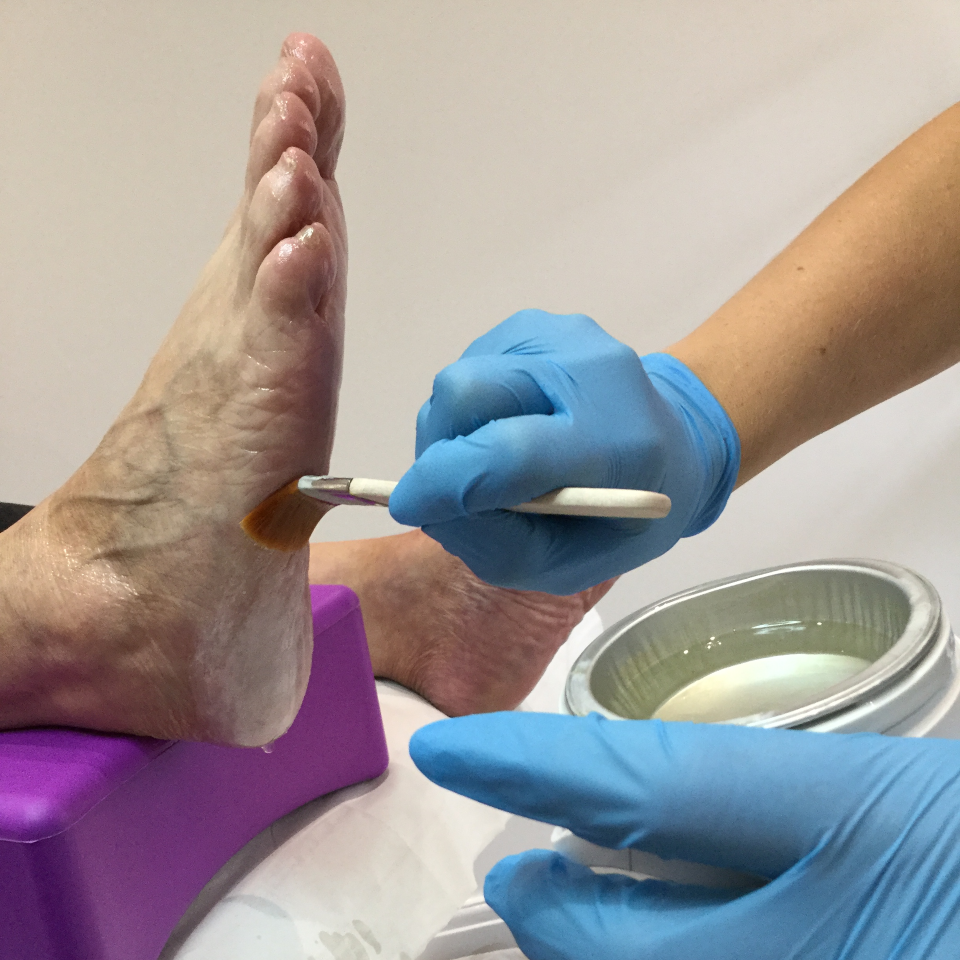 Warm Wax Dip + Moisture Treatment